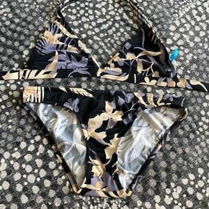 BCBG floral bikini. Size 6
